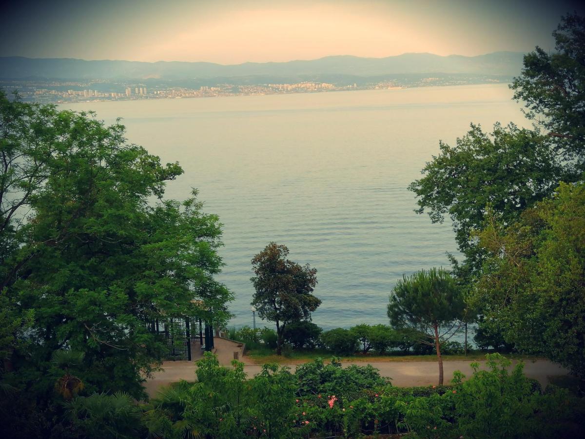 Studio Apartman Villa Gianna Lovran Εξωτερικό φωτογραφία